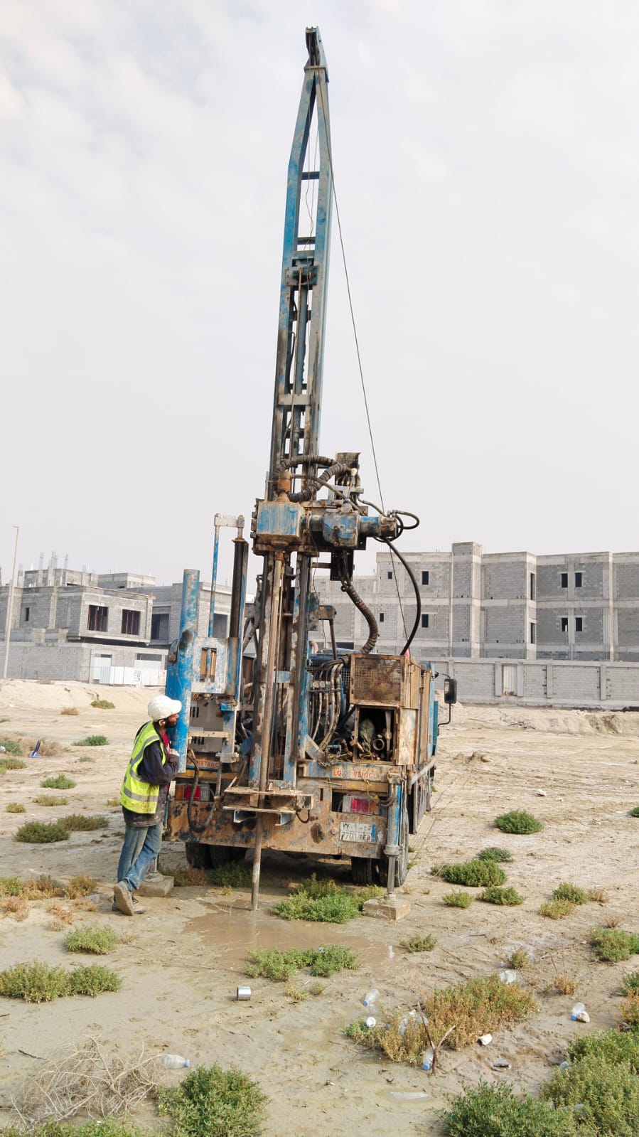 صورة معدات فحص التربة الجيوتقنية ومواد البناء